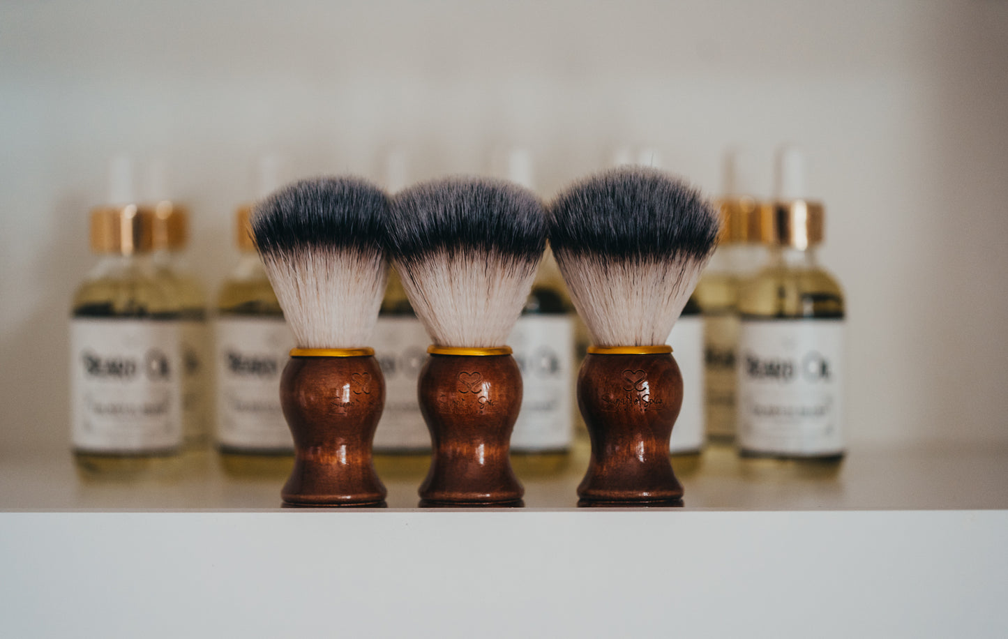 Shave or Powder Brush (for men and women)